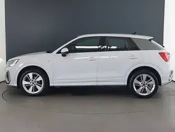 Used Audi Q2 S-Line 150 HP (110 kW) 2023 White SUV