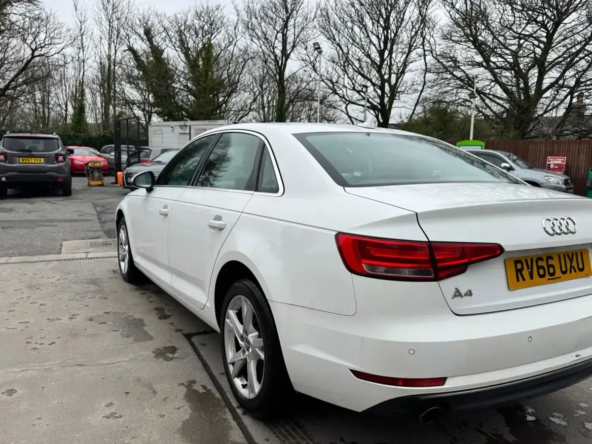 Usado Audi A4 Sport 150 CV (110 kW) 2016 Blanco Berlina