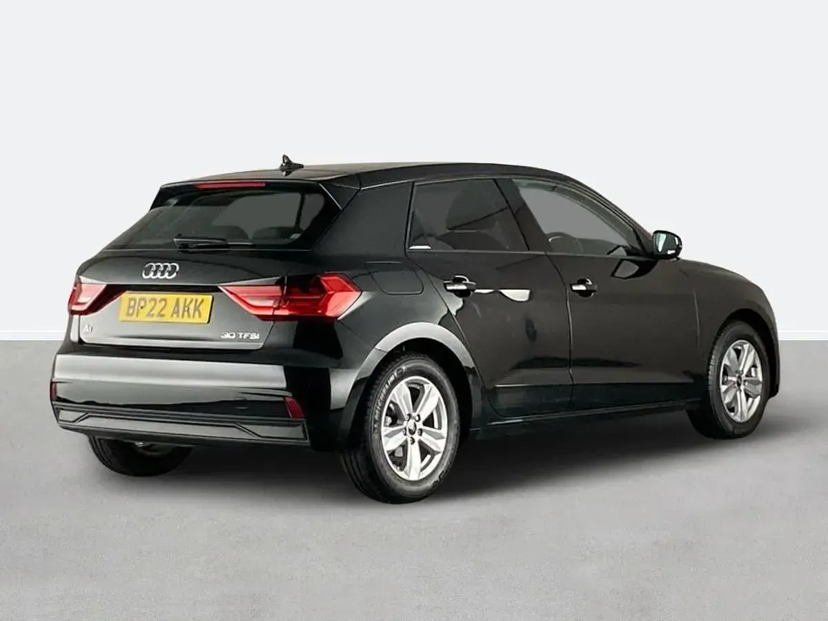 Begagnad Audi A1 2022 Svart SUV