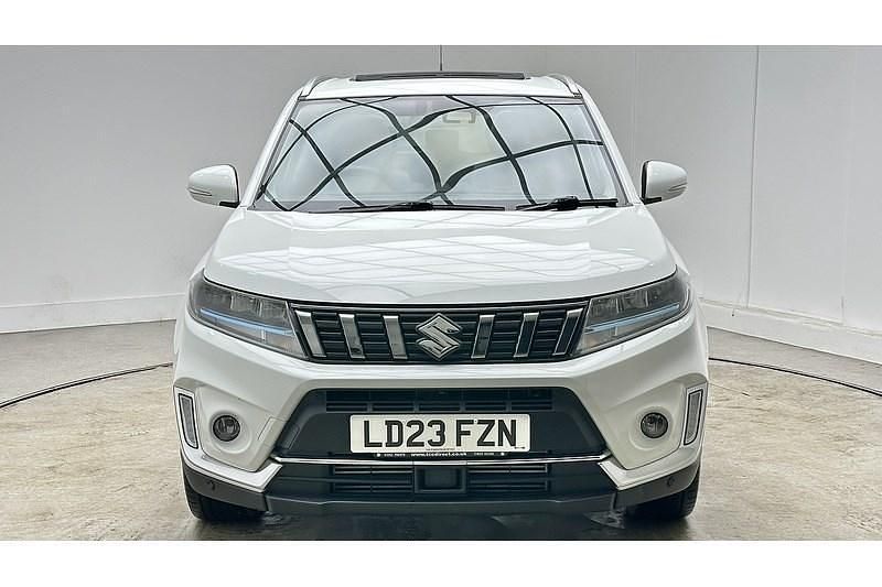 Used Suzuki Vitara SZ5 129 HP (94 kW) 2023 White SUV