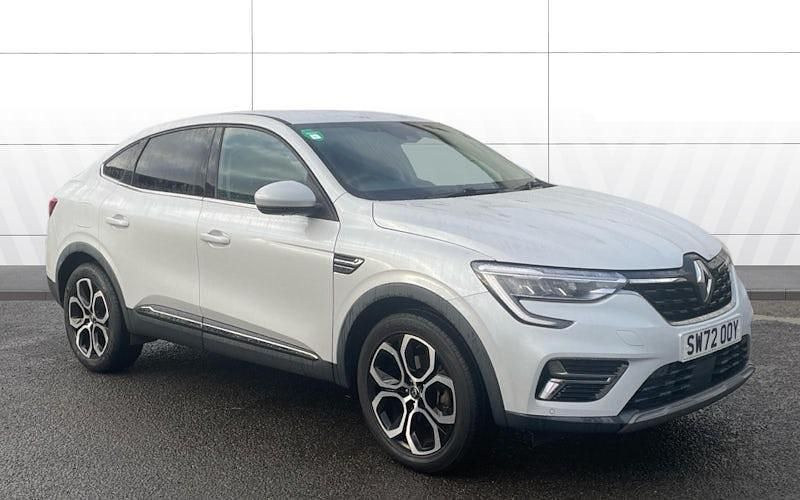Used Renault Arkana Version S 143 HP (105 kW) 2022 White SUV