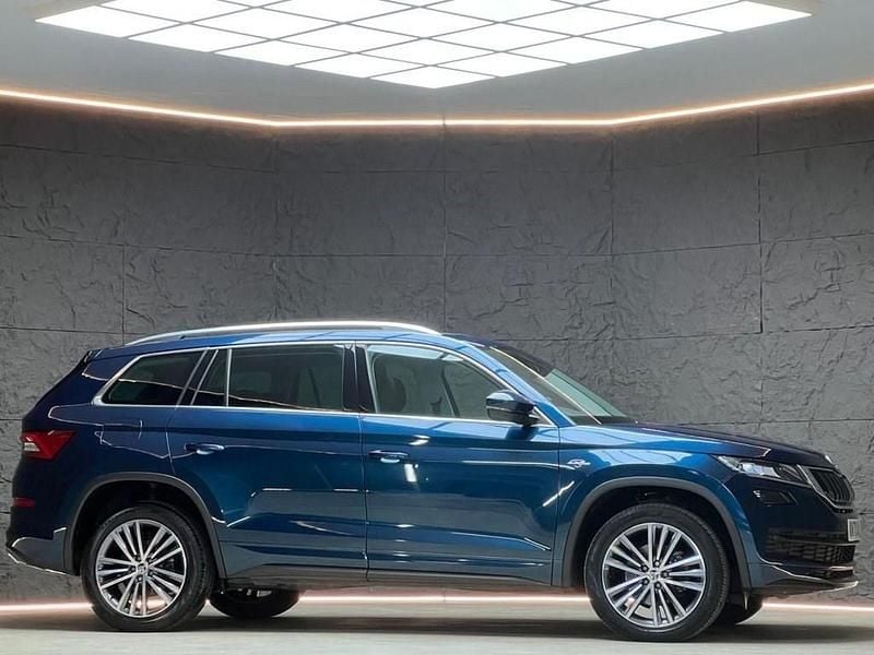Used Skoda Kodiaq LAURIN & KLEMENT 150 HP (110 kW) 2020 Blue SUV