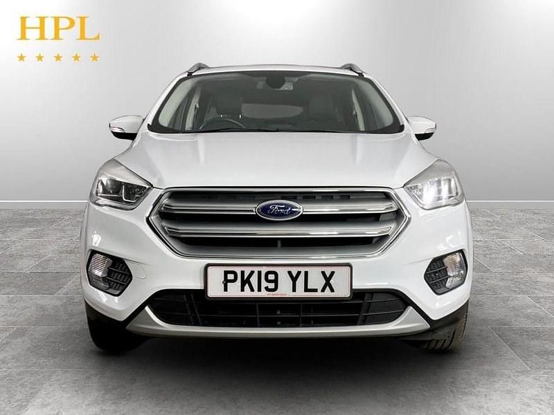 Used Ford Kuga Titanium 120 HP (88 kW) 2019 White SUV