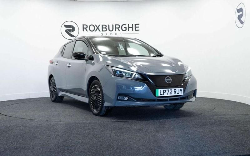 Used Nissan Leaf N-Connecta 110 kW (150 HP) 2022 Grey Hatchback