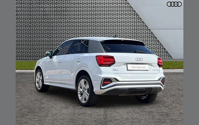 Used Audi Q2 S-Line 147 HP (108 kW) 2023 White SUV