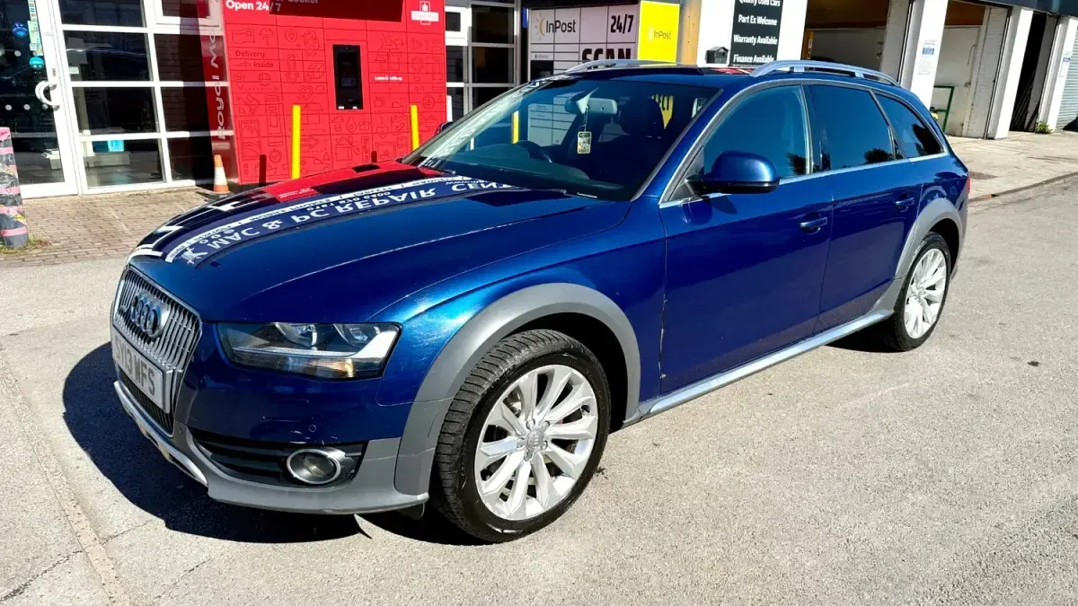 Begagnad Audi A4 Allroad 177 HK (130 kW) 2013 Blå Kombi