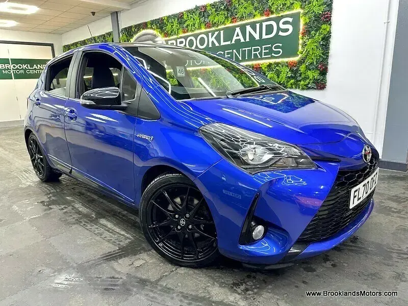 Second-hand Toyota Yaris Hybrid Sport 2020 Albastru Hatchback