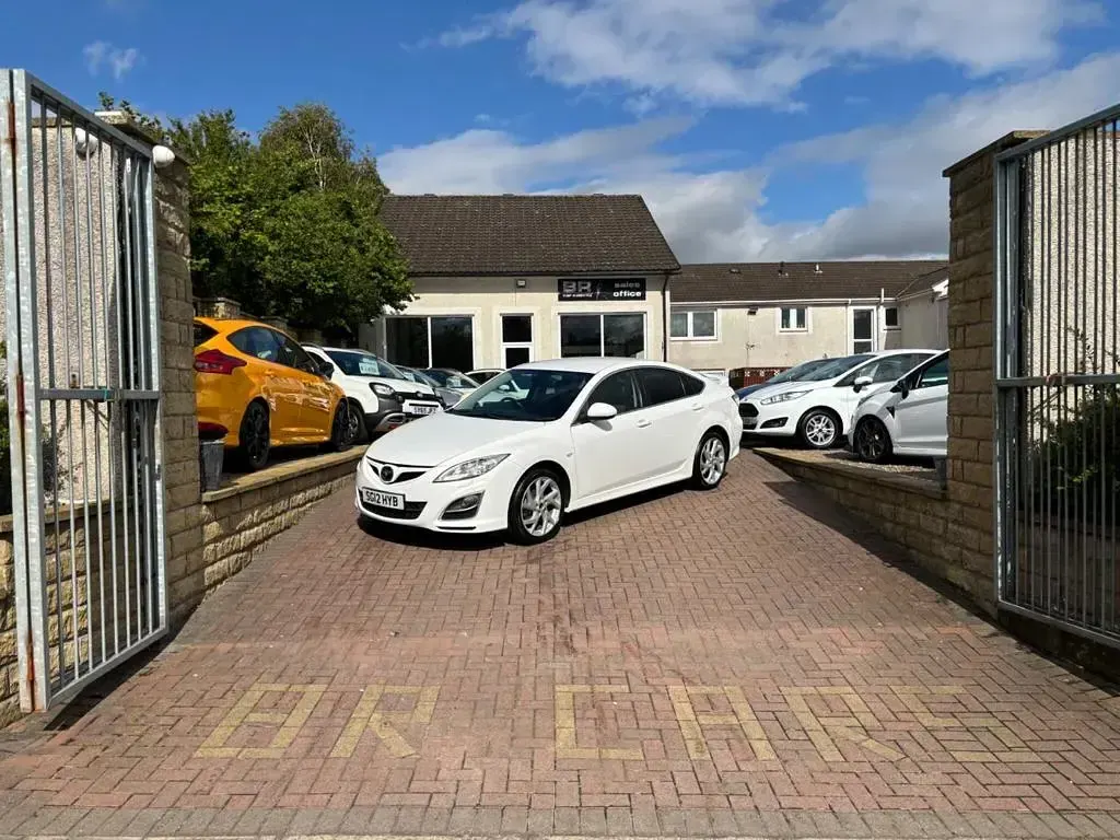Used Mazda 2 Inclusive 2012 White Hatchback