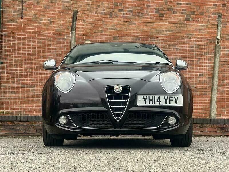 Used Alfa Romeo MiTo Distinctive 105 HP (77 kW) 2014 Black Hatchback