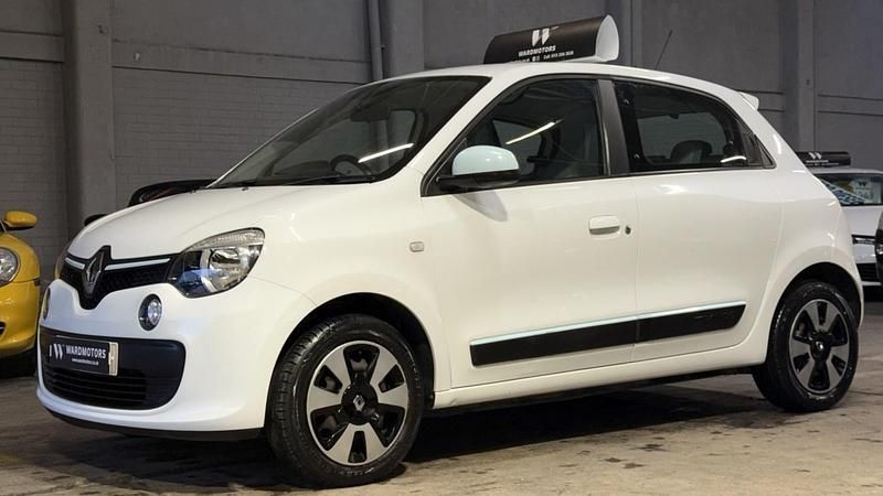 Used Renault Twingo Play 70 HP (51 kW) 2015 White Hatchback