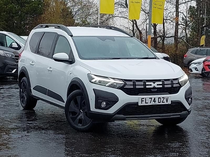 White Used 2024 Dacia Jogger Expression MPV | £17,998 (Fair price) - Image 1/4