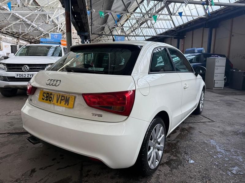 Used Audi A1 Sport 122 HP (89 kW) 2012 White Hatchback