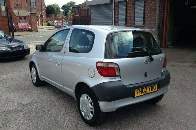 Used Toyota Yaris 2002 Hatchback