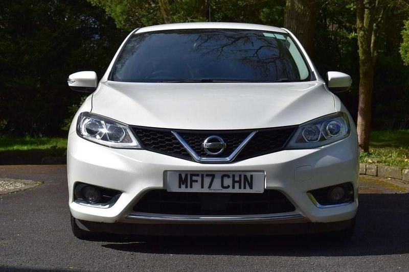 Used Nissan Pulsar N-TEC 110 HP (80 kW) 2017 White Hatchback