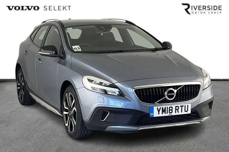 Blue Used 2018 Volvo V40 CC Pro Estate | £15,990 (Expensive) - Image 1/4