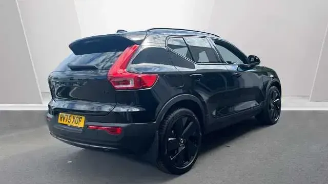 Used Volvo XC40 Plus 194 HP (142 kW) 2026 SUV