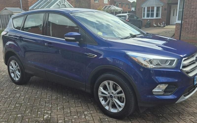 Used Ford Kuga Titanium 120 HP (88 kW) 2017 Blue SUV