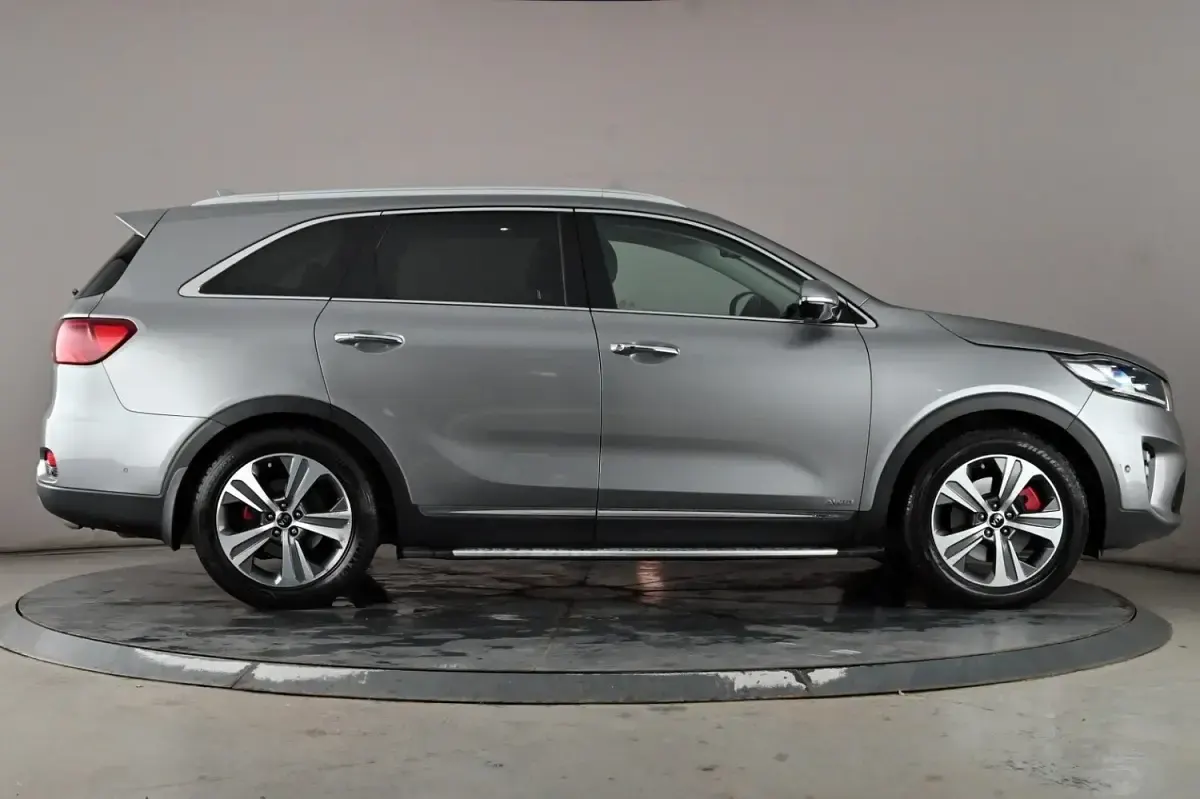 Used Kia Sorento GT-Line S 200 HP (147 kW) 2019 Grey SUV