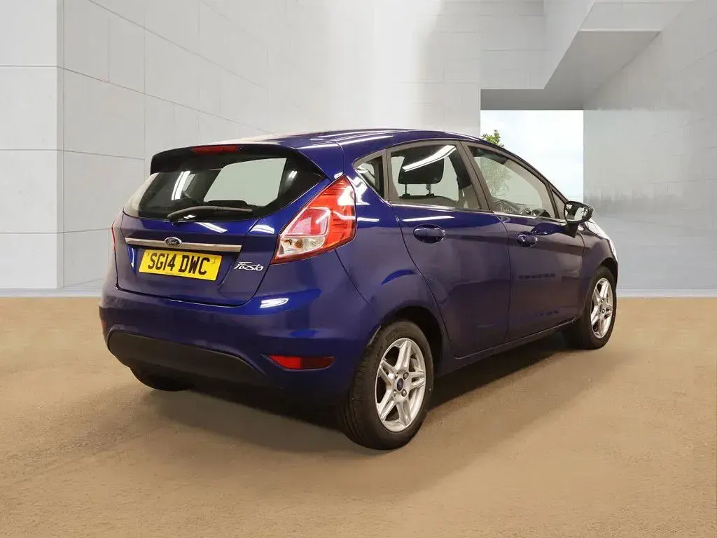 Used Ford Fiesta Zetec 82 HP (60 kW) 2014 Blue Hatchback