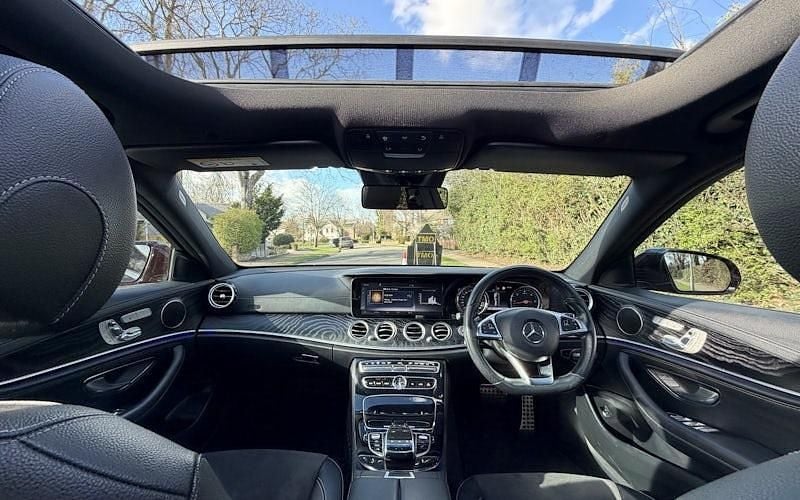 Used Mercedes E220 AMG Line Premium 194 HP (142 kW) 2019 Estate