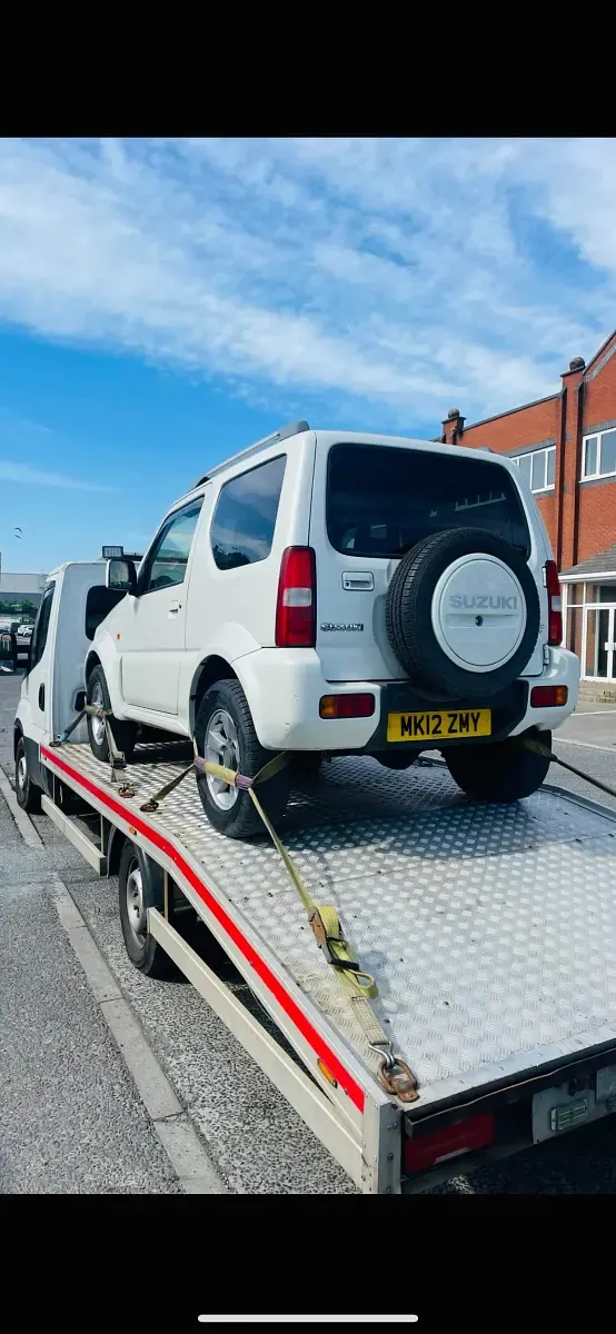 Used Suzuki Jimny SZ4 85 HP (62 kW) 2012 White SUV