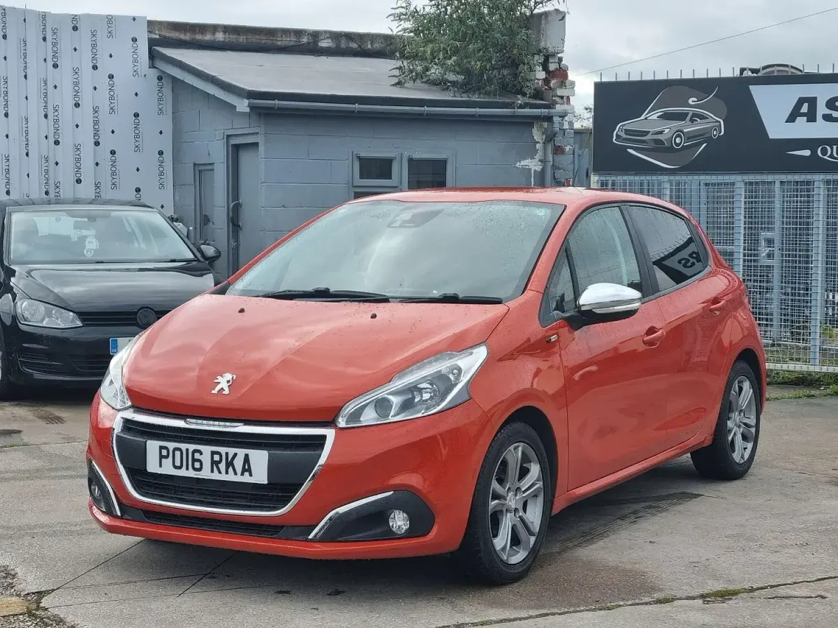 Used Peugeot 208 Active 2025 Orange Hatchback