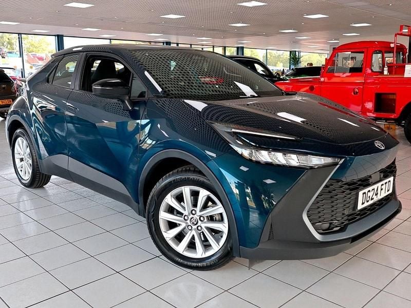 Used Toyota C-HR 140 HP (102 kW) 2024 Blue SUV