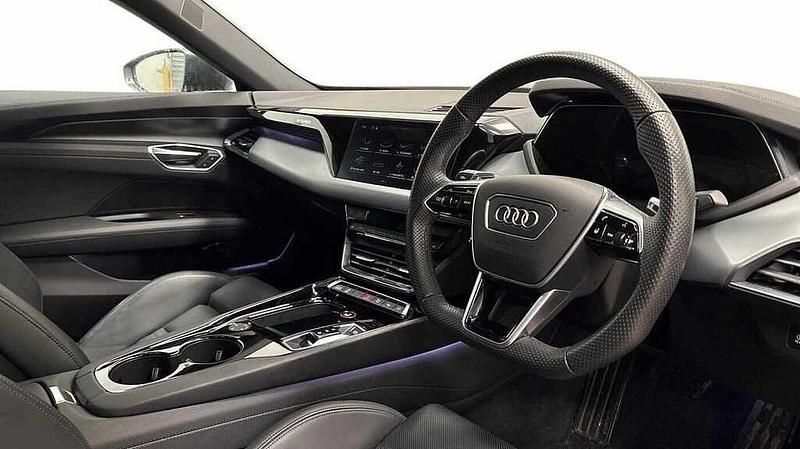 Second-hand Audi e-tron GT quattro 389 kW (530 CP) 2023 Gri Berlinǎ