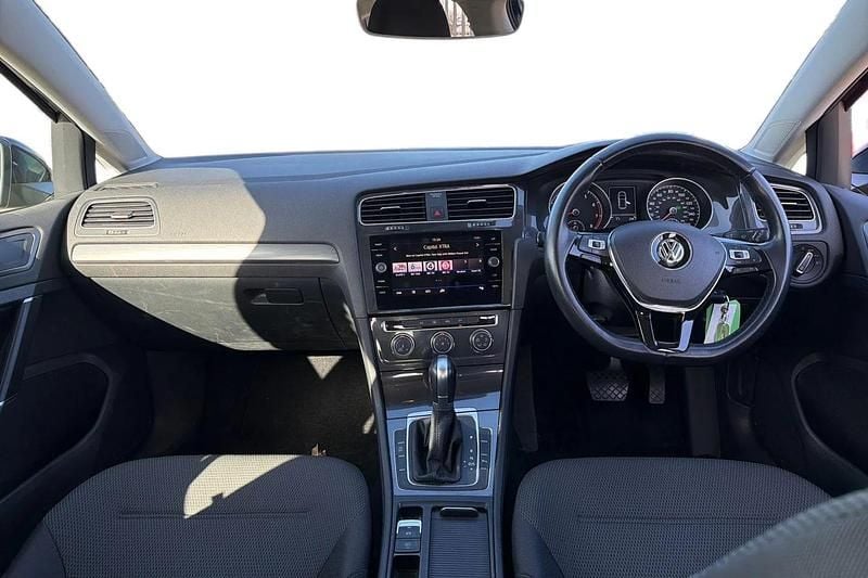 Used VW Golf VII SE 2019 Blue Hatchback