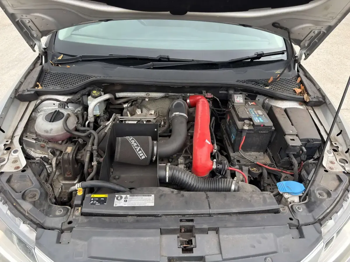 Used Seat Leon SE 110 HP (80 kW) 2014 Silver Hatchback