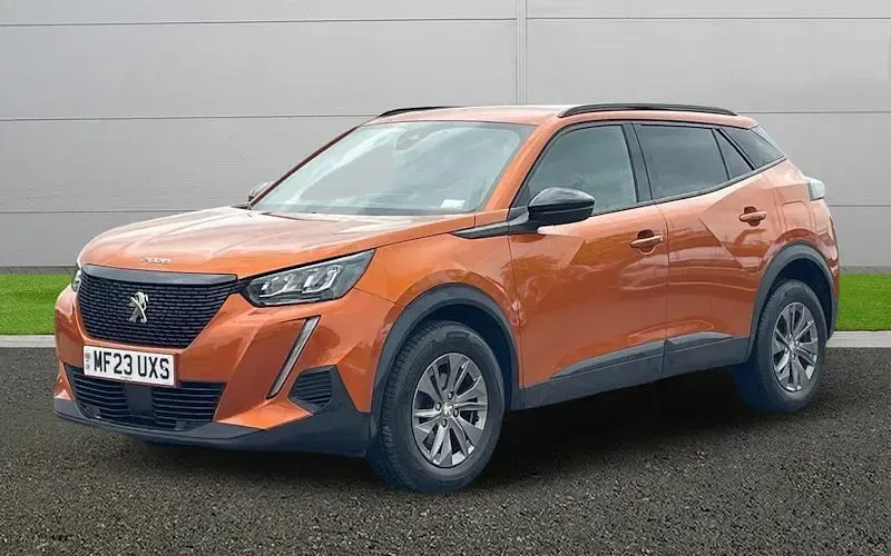 Second-hand Peugeot 2008 Active+ 101 CP (74 kW) 2023 Portocaliu SUV