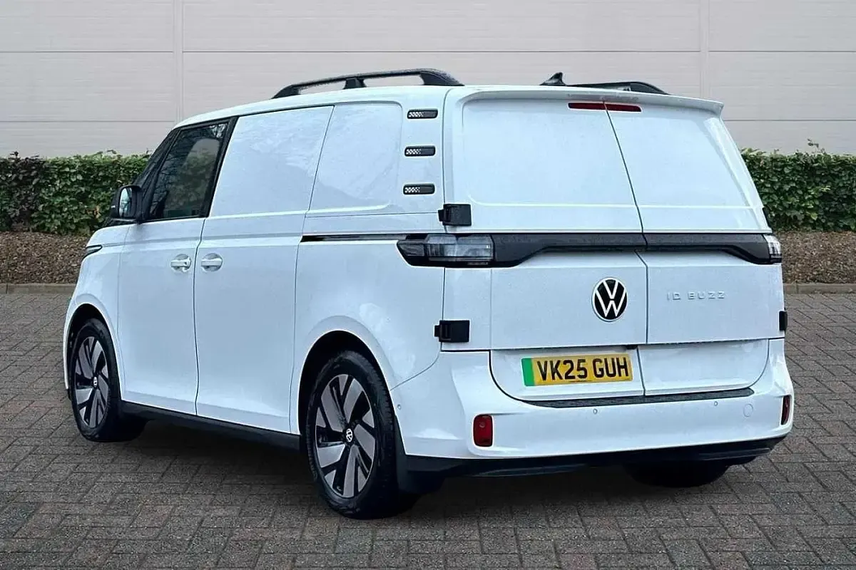 Usado VW ID. Buzz 210 kW (286 HP) 2025 Branco Monovolume