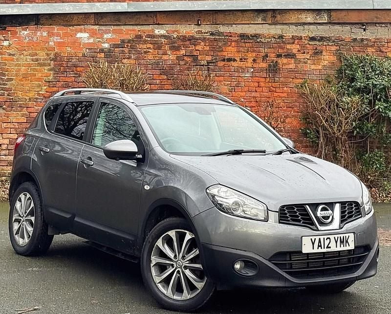 Grey Used 2012 Nissan Qashqai Tekna SUV | £1,795 (Good price) - Image 1/4