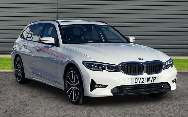 Usado BMW 330e Sport Line 292 CV (214 kW) 2022 Familiar