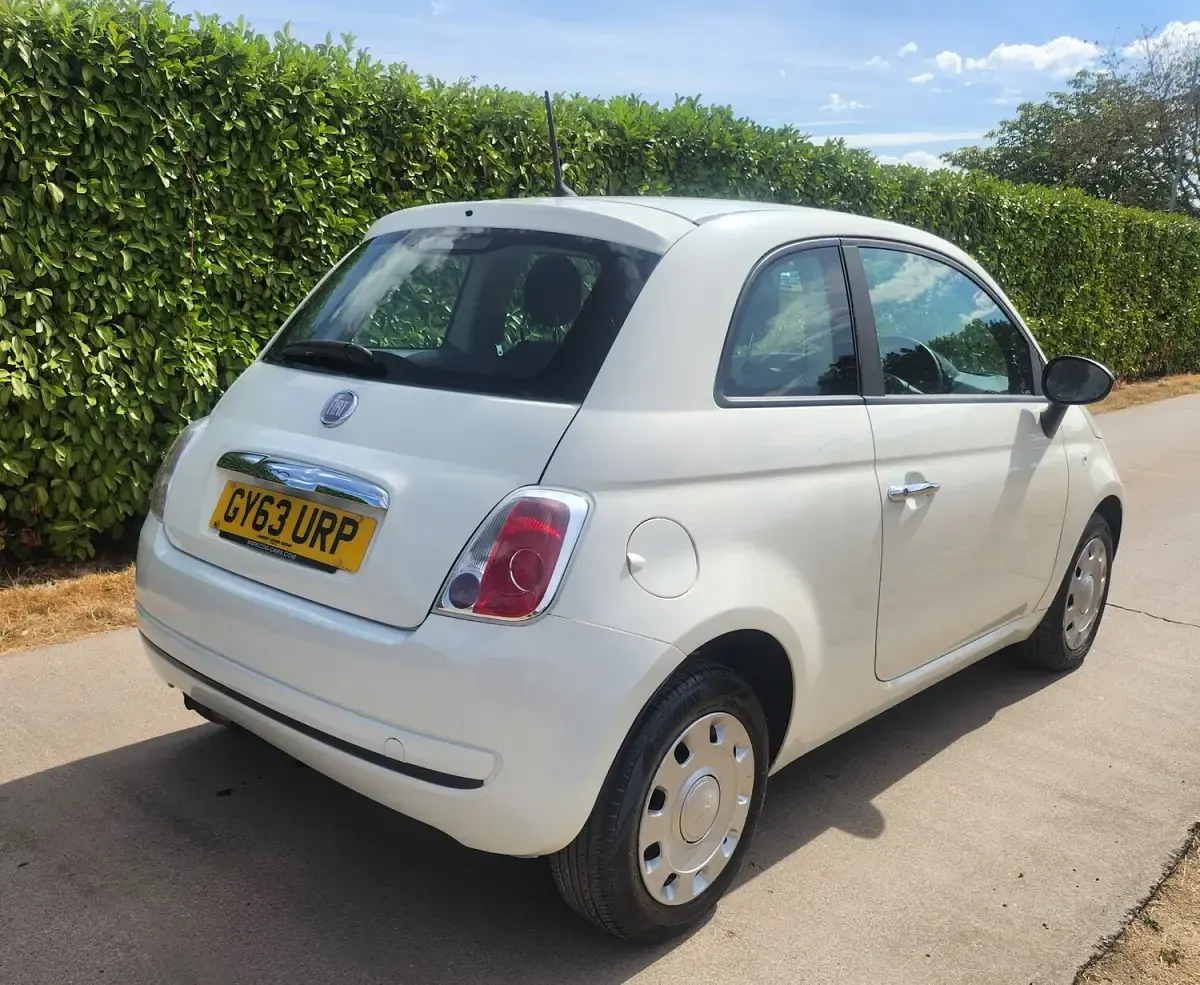 Used Fiat 500 Pop 69 HP (50 kW) 2014 White Hatchback
