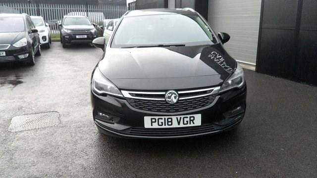 Used Vauxhall Astra Design Edition 110 HP (80 kW) 2024 Estate