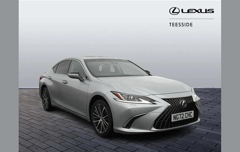Used Lexus ES300H 214 HP (157 kW) 2023 Silver Sedan