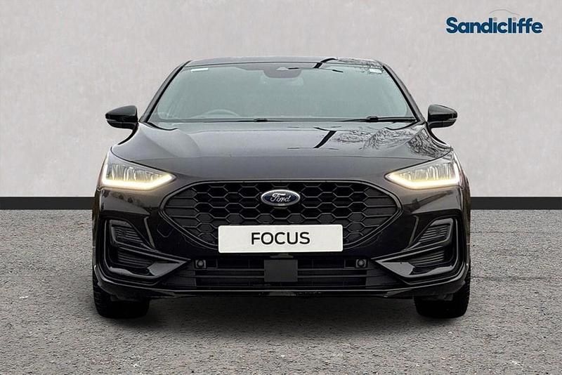 New Ford Focus ST-Line X 155 HP (114 kW) 2025 Hatchback