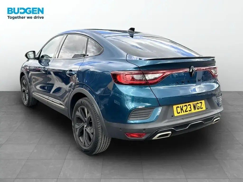 Używany Renault Arkana Engineered 2023 Niebieski SUV