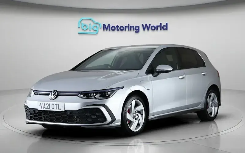Used VW Golf VIII GTE 245 HP (180 kW) 2024 Hatchback