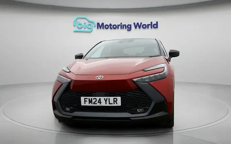 Used Toyota C-HR 223 HP (164 kW) 2026 SUV