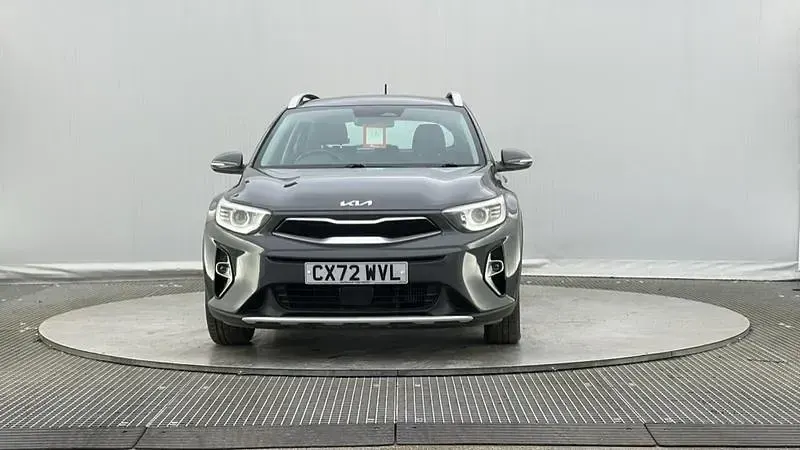 Used Kia Stonic 99 HP (72 kW) 2022 Grey SUV