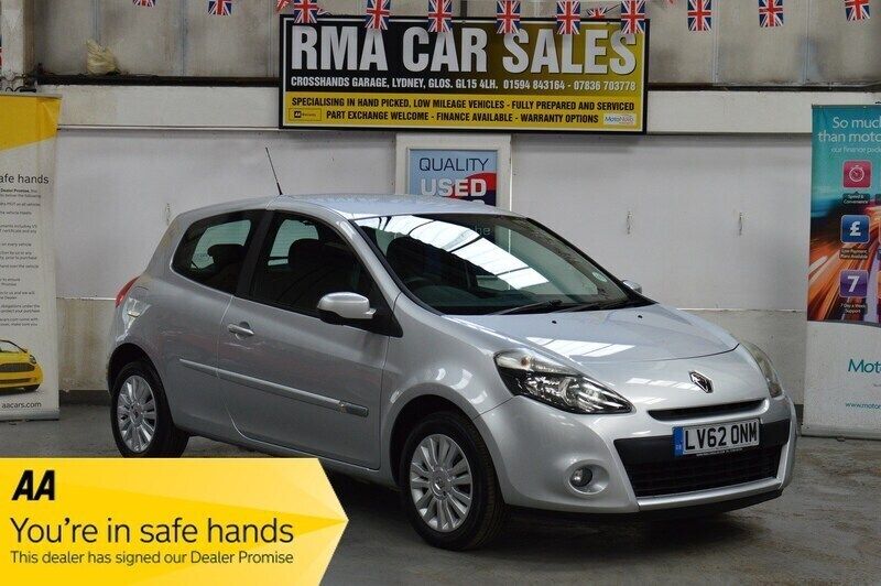 Silver Used 2012 Renault Clio IV Expression+ Hatchback | £3,495 (Good price) - Image 1/4