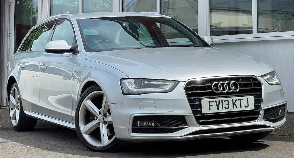 Used Audi A4 S-Line 143 HP (105 kW) 2013 Silver Estate