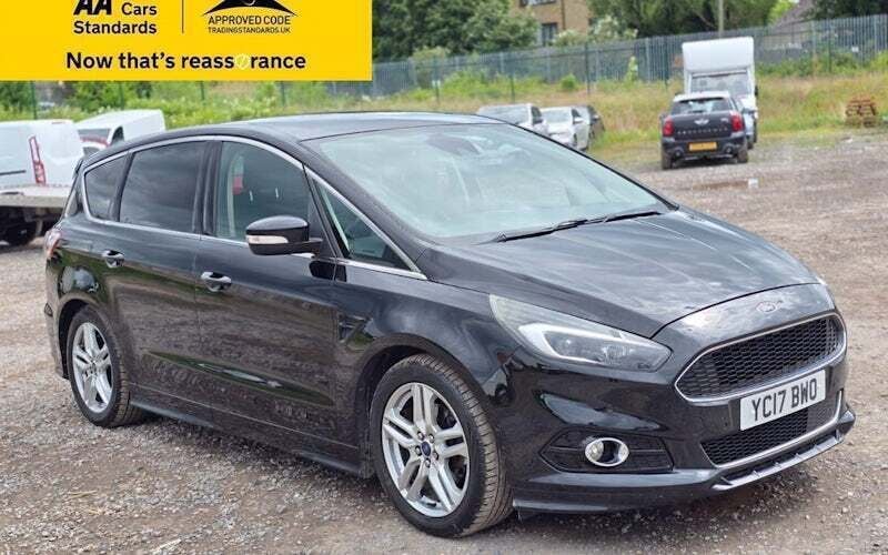 Black Used 2017 Ford S-MAX Sport MPV | £11,488 (Good price) - Image 1/4