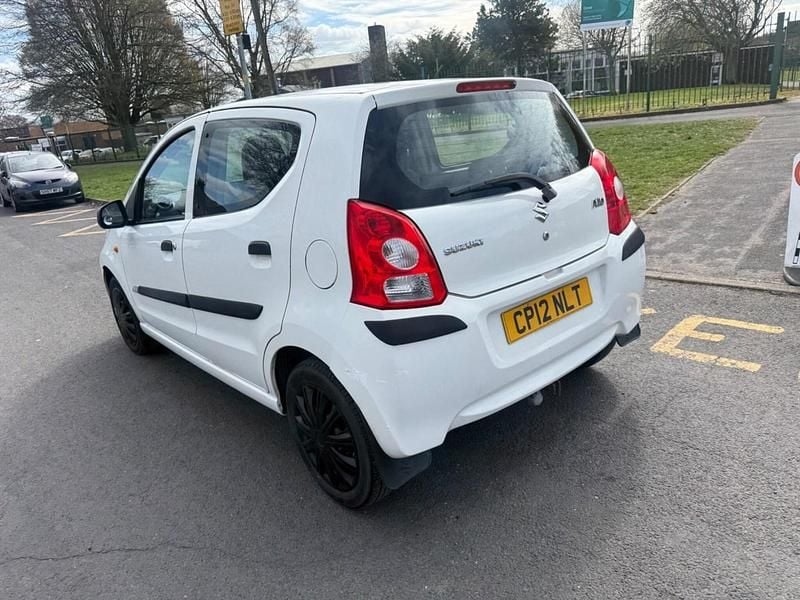 Used Suzuki Alto SZ3 68 HP (50 kW) 2012 White Hatchback