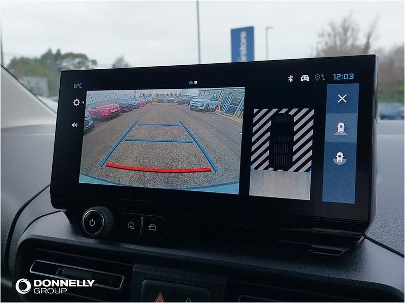 New Citroën Berlingo 101 HP (74 kW) 2026 Blue MPV