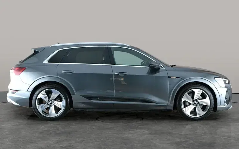 Used Audi e-tron S-Line 230 kW (313 HP) 2021 Grey SUV