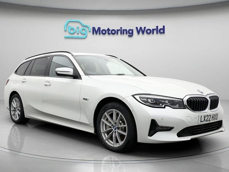 White Used 2022 BMW 330e Estate | £21,200 (Super price) - Image 1/4