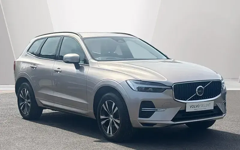 Used Volvo XC60 Core 250 HP (183 kW) 2024 SUV